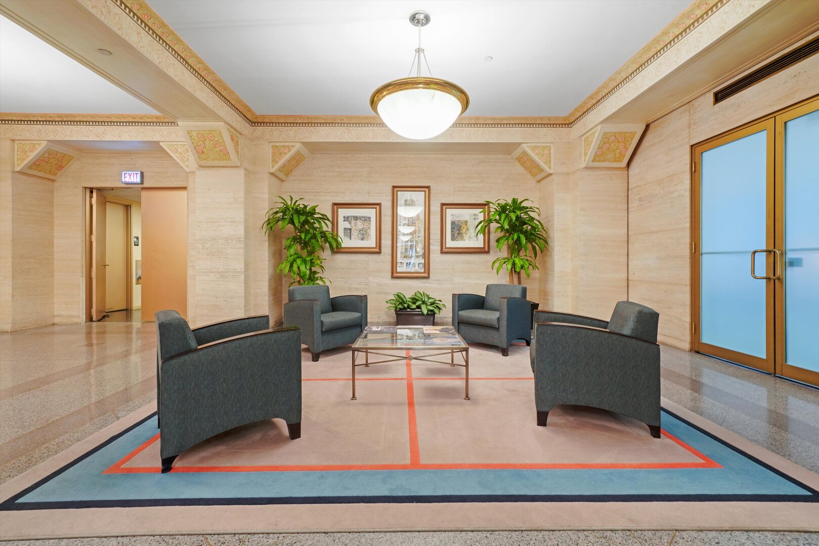 211 W Wacker Drive 1610