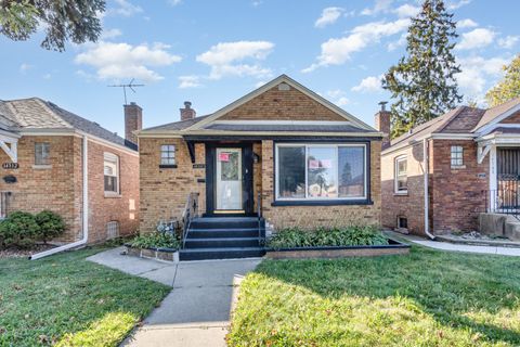 Photo of 14310 S Union Avenue, Riverdale, IL 60827 (MLS # 12500633) Photo of 14310 S Union Avenue, Riverdale, IL 60827 (MLS # 12500633)