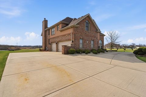 Tiny photo for 39 Odyssey Drive, Tinley Park, IL 60477 (MLS # 12595016)