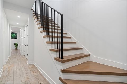 Tiny photo for 1541 W Pearson Street #1, Chicago, IL 60642 (MLS # 12684736)