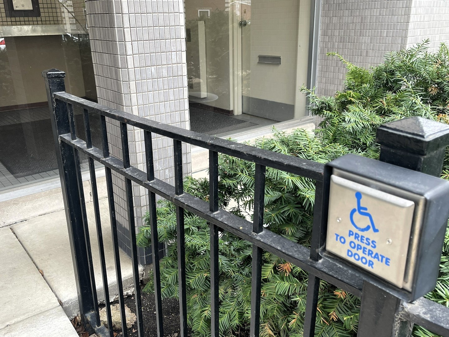 201 S Maple Avenue 304