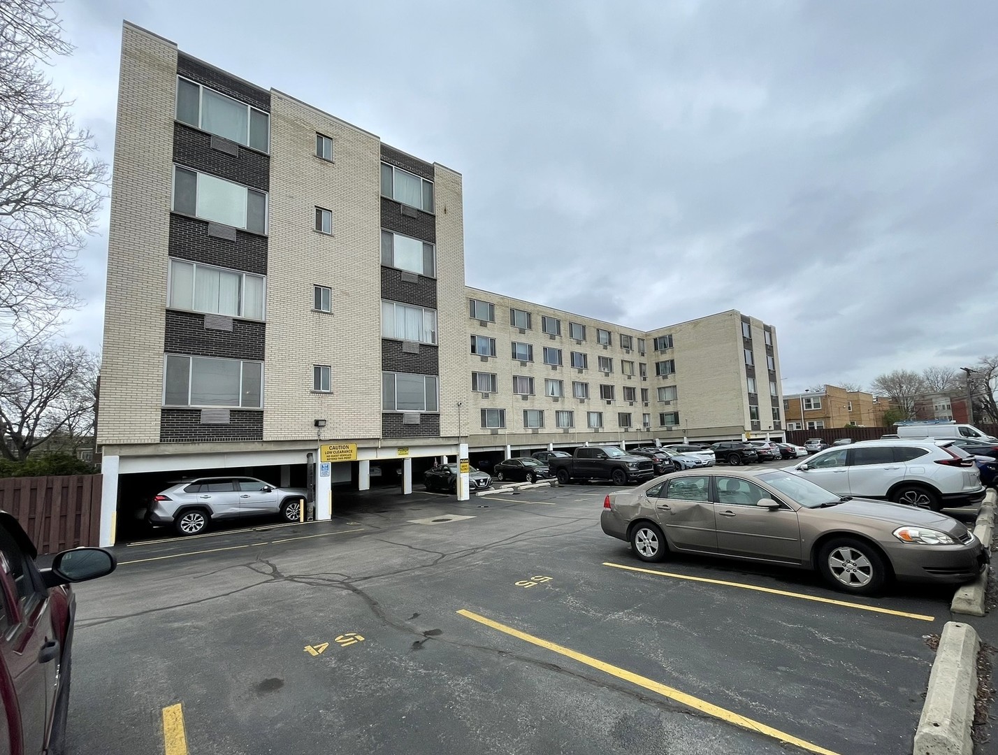 201 S Maple Avenue 304