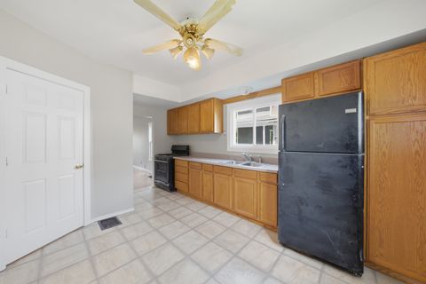 Tiny photo for 427 W Marion Street, Joliet, IL 60436 (MLS # 12644467)