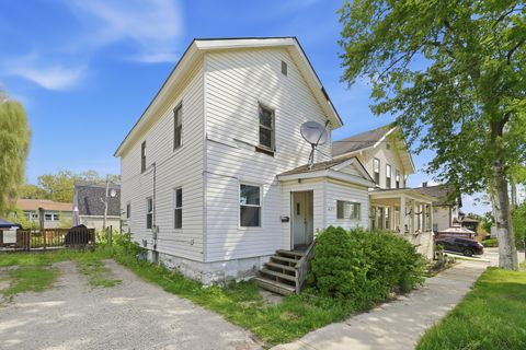 Photo of 427 W Marion Street, Joliet, IL 60436 (MLS # 12644467)