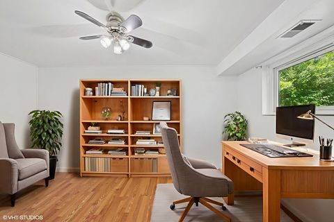Tiny photo for 516 W Weathersfield Way, Schaumburg, IL 60193 (MLS # 12475053)