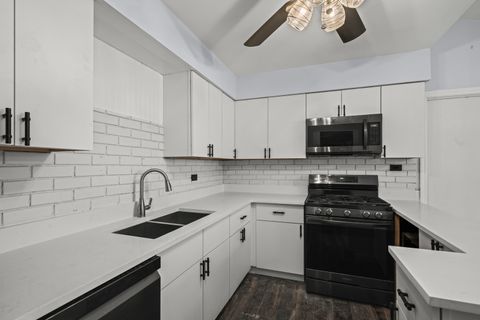 Tiny photo for 516 W Weathersfield Way, Schaumburg, IL 60193 (MLS # 12475053)