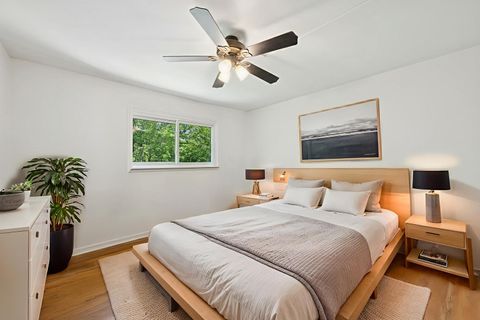 Tiny photo for 516 W Weathersfield Way, Schaumburg, IL 60193 (MLS # 12475053)