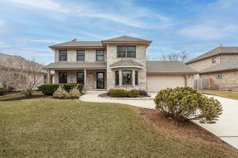 Tiny photo for 20W505 Elizabeth Street, Downers Grove, IL 60516 (MLS # 12577724)