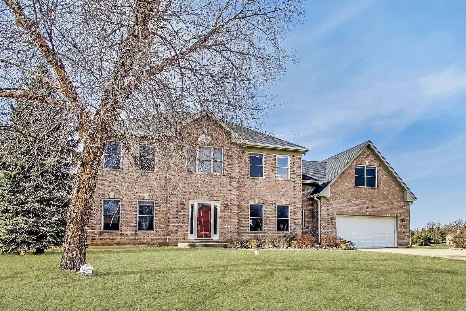 1707 Vivian Way Court