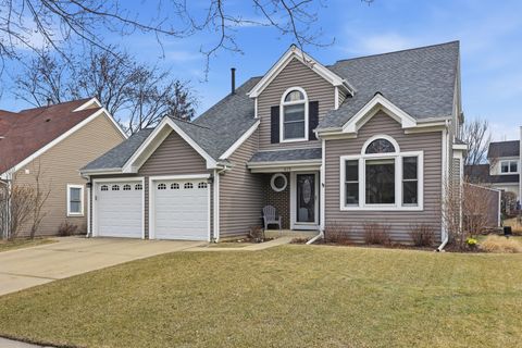 Tiny photo for 615 Newberry Drive, Elk Grove Village, IL 60007 (MLS # 12559854)