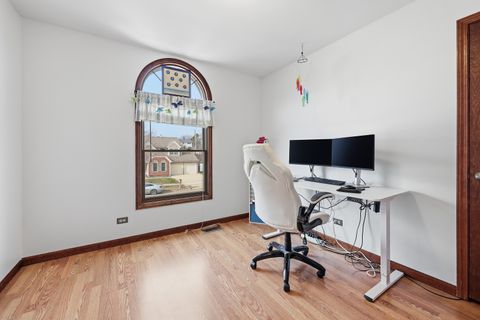 Tiny photo for 615 Newberry Drive, Elk Grove Village, IL 60007 (MLS # 12559854)