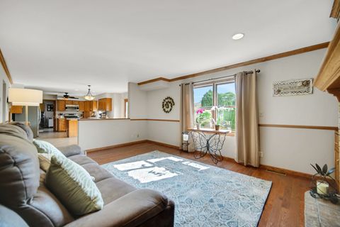 Tiny photo for 602 Stephanie Drive, Lockport, IL 60441 (MLS # 12441288)