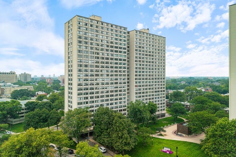Photo of 4850 S Lake Park Avenue #903, Chicago, IL 60615 (MLS # 12728372)
