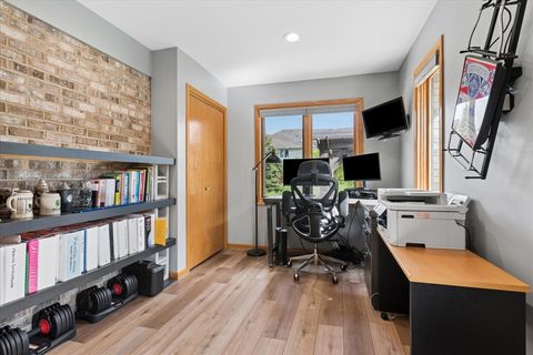 Tiny photo for 8536 Biltmore Drive, Orland Park, IL 60462 (MLS # 12630481)