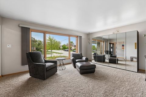 Tiny photo for 8536 Biltmore Drive, Orland Park, IL 60462 (MLS # 12630481)