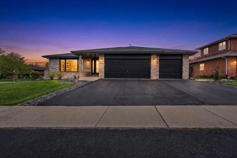 Tiny photo for 8536 Biltmore Drive, Orland Park, IL 60462 (MLS # 12630481)