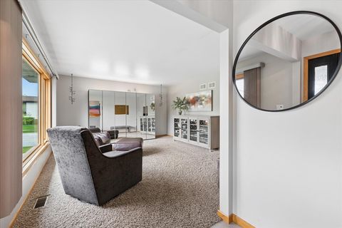 Tiny photo for 8536 Biltmore Drive, Orland Park, IL 60462 (MLS # 12630481)