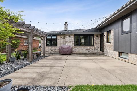 Tiny photo for 8536 Biltmore Drive, Orland Park, IL 60462 (MLS # 12630481)