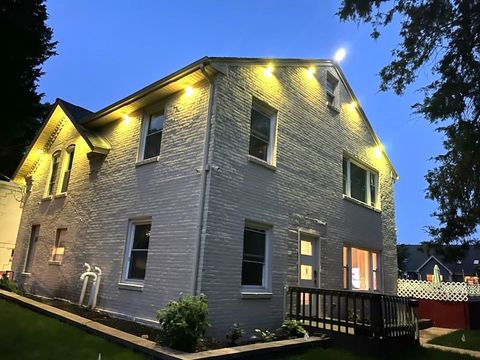 A home in East Dundee