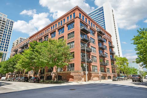 Photo of 520 W Huron Street #414, Chicago, IL 60654 (MLS # 12736800)
