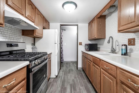 Tiny photo for 915 Graceland Avenue #1C, Des Plaines, IL 60016 (MLS # 12699465)