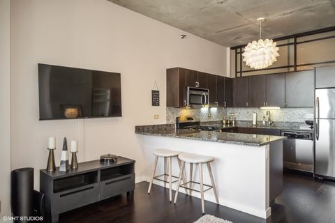 Tiny photo for 235 W Van Buren Street #3817, Chicago, IL 60607 (MLS # 12622262)
