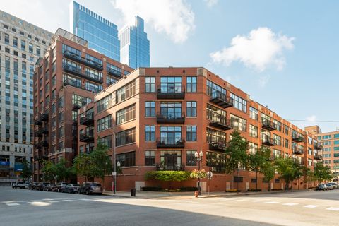 333 W HUBBARD Street 801 Chicago IL 60654