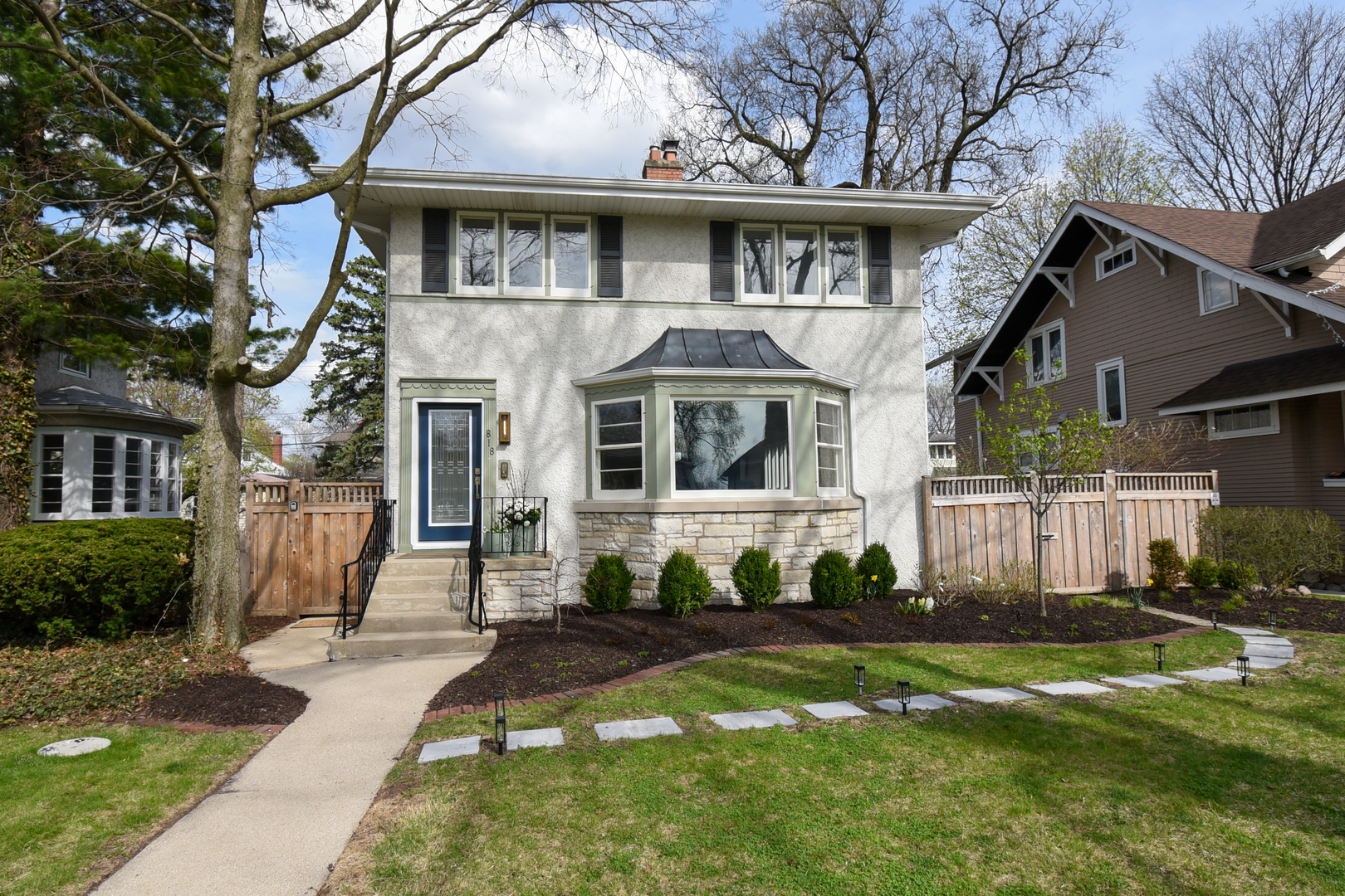 818 N Euclid Avenue