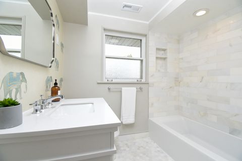 Tiny photo for Oak Park, IL 60302 (MLS # 12621002)