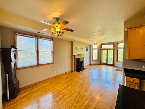 Tiny photo for 4242 S Vincennes Avenue #2, Chicago, IL 60653 (MLS # 12328021)