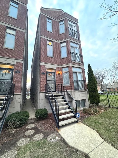 Tiny photo for 4242 S Vincennes Avenue #2, Chicago, IL 60653 (MLS # 12328021)