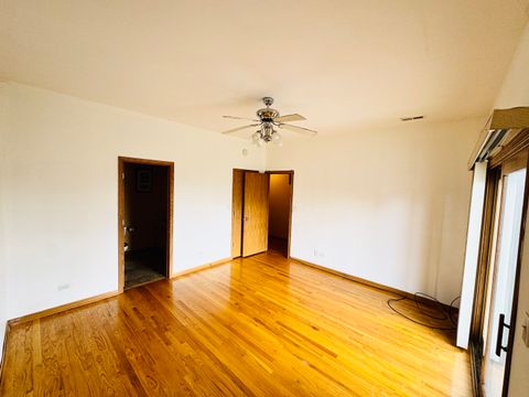 Tiny photo for 4242 S Vincennes Avenue #2, Chicago, IL 60653 (MLS # 12328021)
