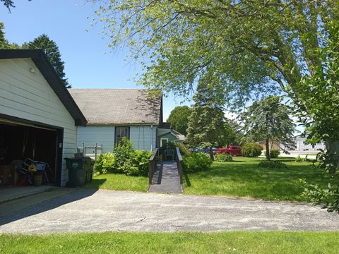 Tiny photo for 9867 W 17th Street, Zion, IL 60099 (MLS # 12578249)