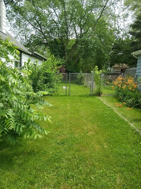Tiny photo for 9867 W 17th Street, Zion, IL 60099 (MLS # 12578249)