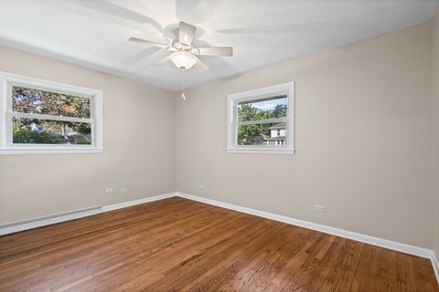 Tiny photo for 1010 Laursen Court, Antioch, IL 60002 (MLS # 12759534)