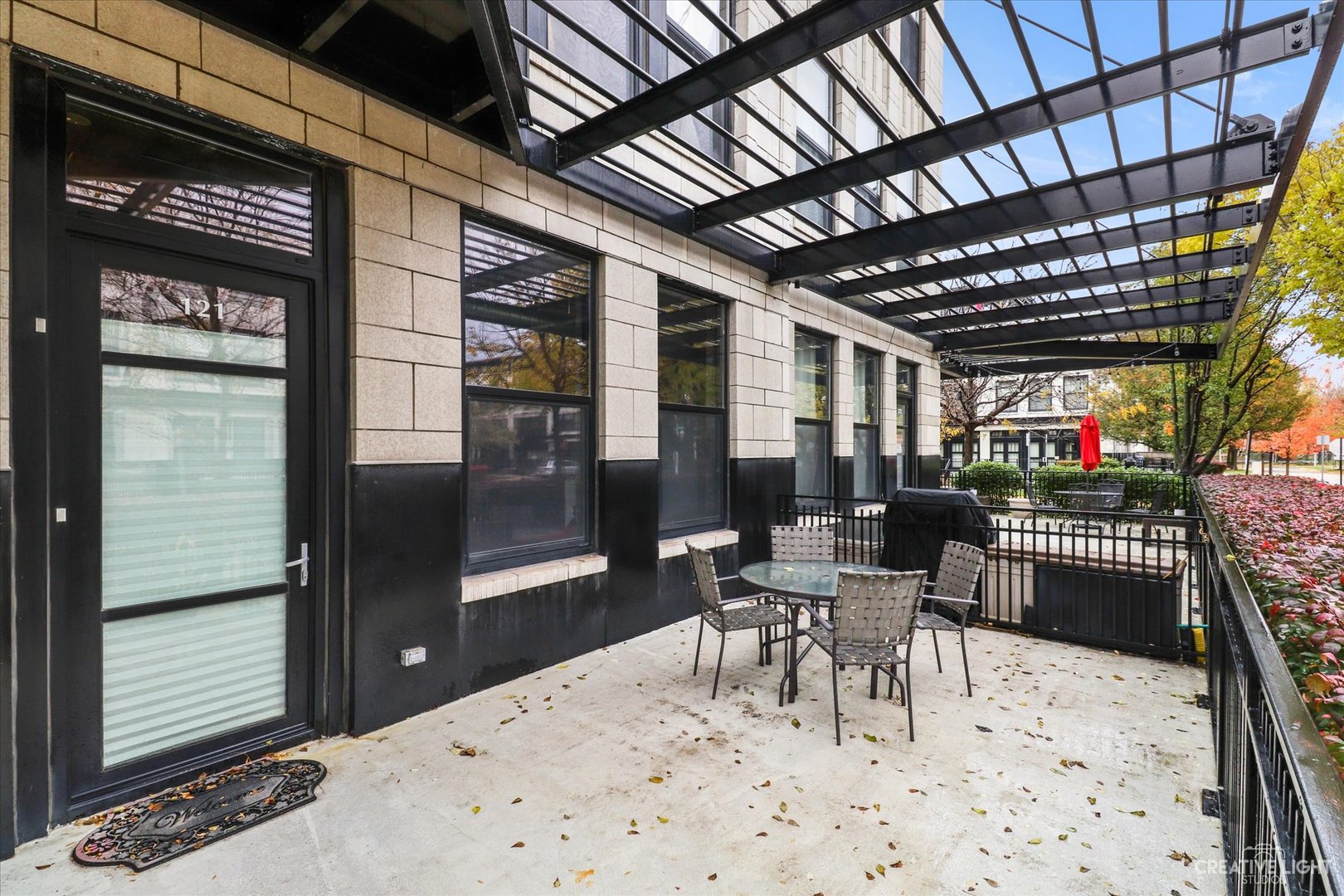1111 W 15th Street 121