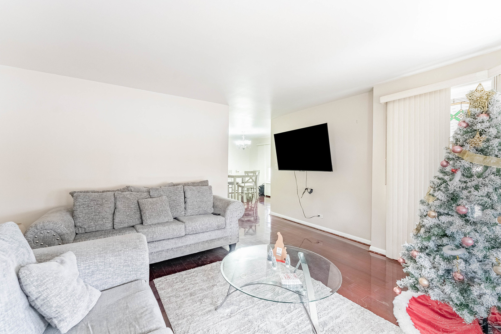 2535 Oak Park Avenue