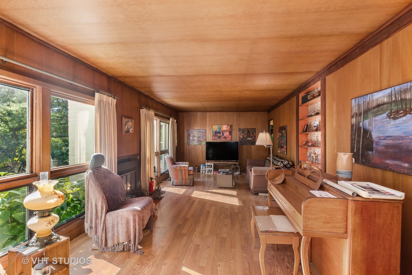 16937 W Jonathan Lane