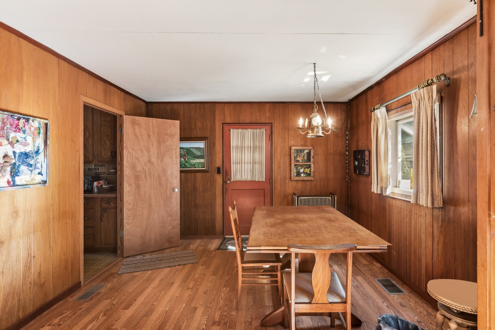 16937 W Jonathan Lane