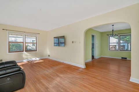 Tiny photo for 2522 Indiana Avenue, Lansing, IL 60438 (MLS # 12509110)