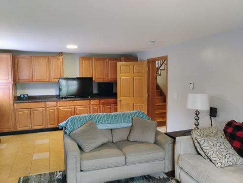 Tiny photo for 904 S Edward Street, Mount Prospect, IL 60056 (MLS # 12646706)