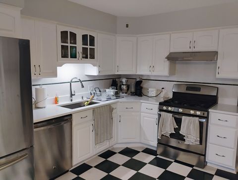 Tiny photo for 904 S Edward Street, Mount Prospect, IL 60056 (MLS # 12646706)