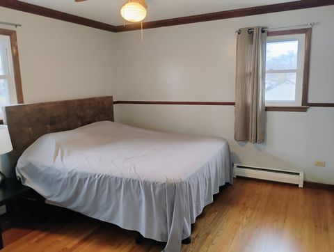 Tiny photo for 904 S Edward Street, Mount Prospect, IL 60056 (MLS # 12646706)