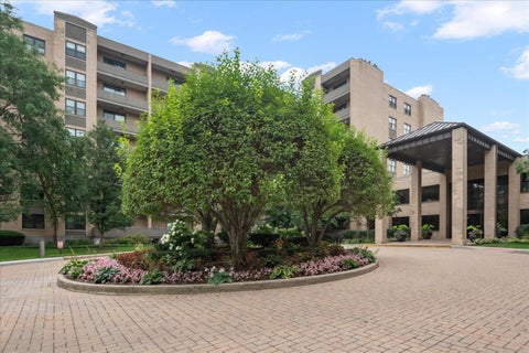 Tiny photo for 4545 W Touhy Avenue W #217W, Lincolnwood, IL 60712 (MLS # 12753579)
