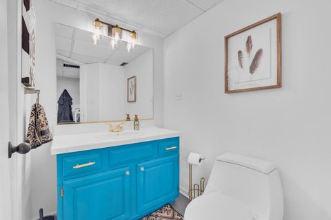 Tiny photo for 30949 N Leesley Court, Libertyville, IL 60048 (MLS # 12621061)