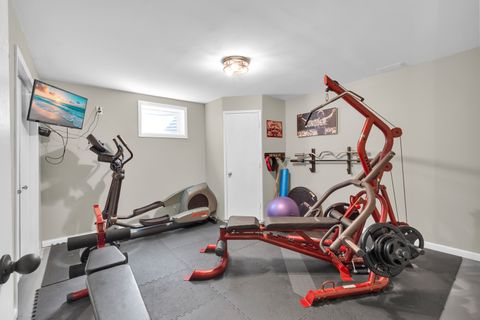 Tiny photo for 30949 N Leesley Court, Libertyville, IL 60048 (MLS # 12621061)