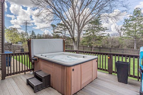 Tiny photo for 30949 N Leesley Court, Libertyville, IL 60048 (MLS # 12621061)