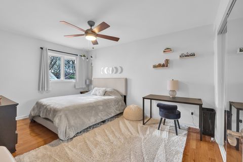 Tiny photo for 30949 N Leesley Court, Libertyville, IL 60048 (MLS # 12621061)