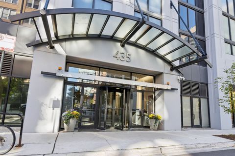 Photo of 435 W Erie Street #1408, Chicago, IL 60654 (MLS # 12545930)