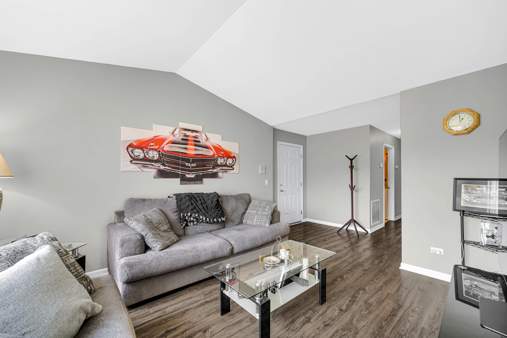 1324 N Red Oak Circle 3